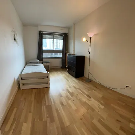 Cozy 2 Bed La Defense *
