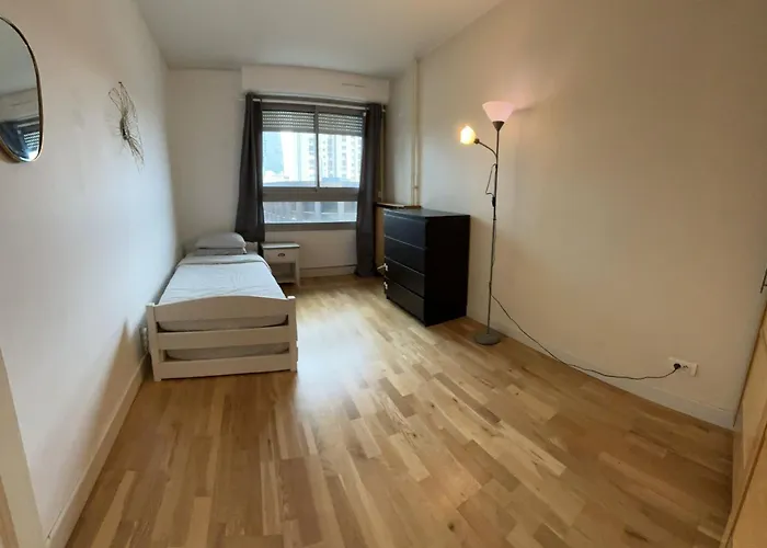 Cozy 2 Bed La Defense *
